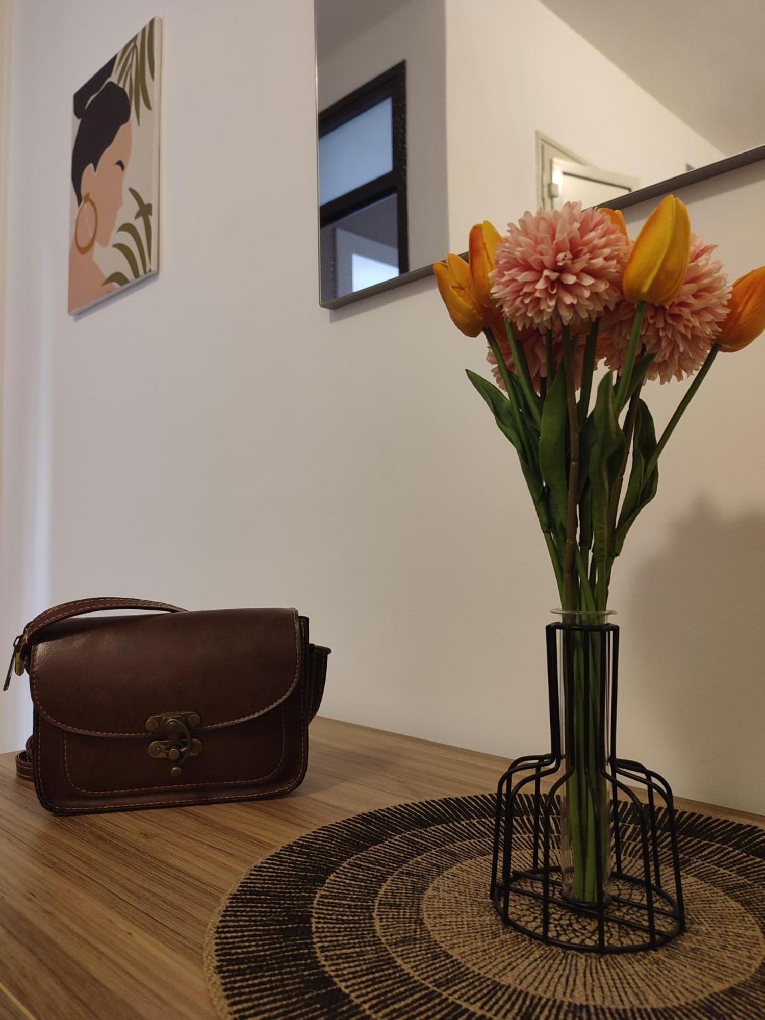 Casa Gina Apartment Syracuse Bagian luar foto