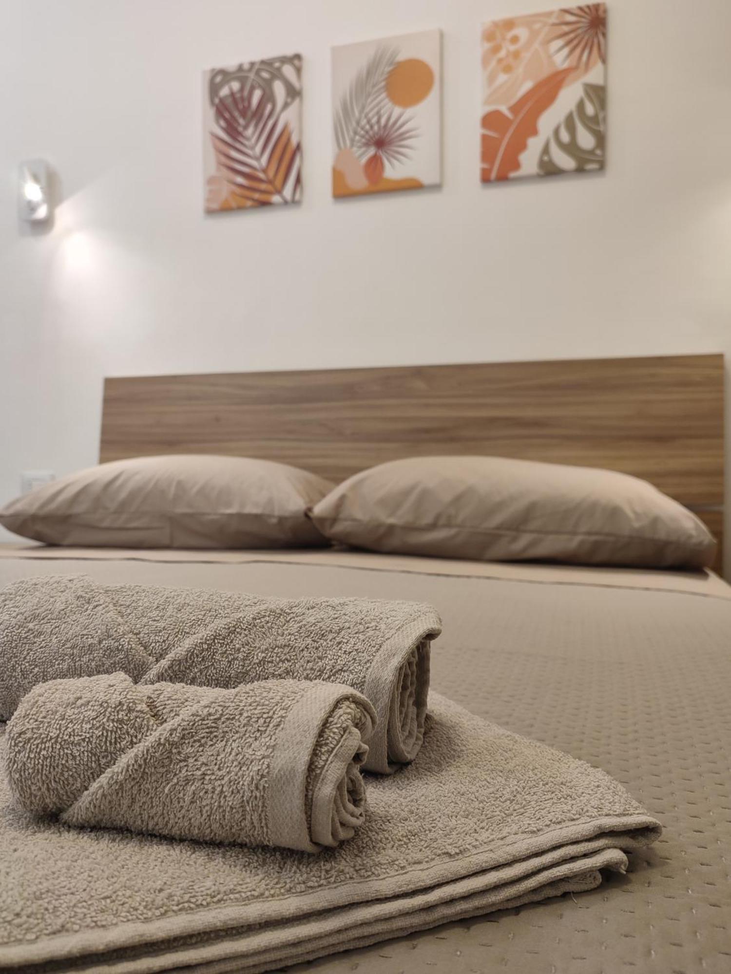 Casa Gina Apartment Syracuse Bagian luar foto